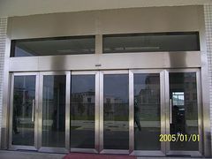 西藏自動感應門_實惠的自動感應門推薦(自動感應門,福州)--福州萬家紅門業